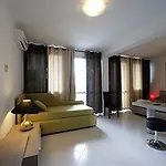 Ag Oda ve Kahvaltı 4*