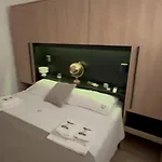 Ag Oda ve Kahvaltı 4*